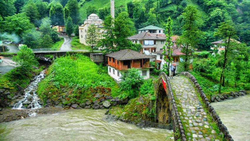 Doğu Karadeniz Yaylalar ve Batum Gürcistan Turu, Lisinya Tur farkıyla…