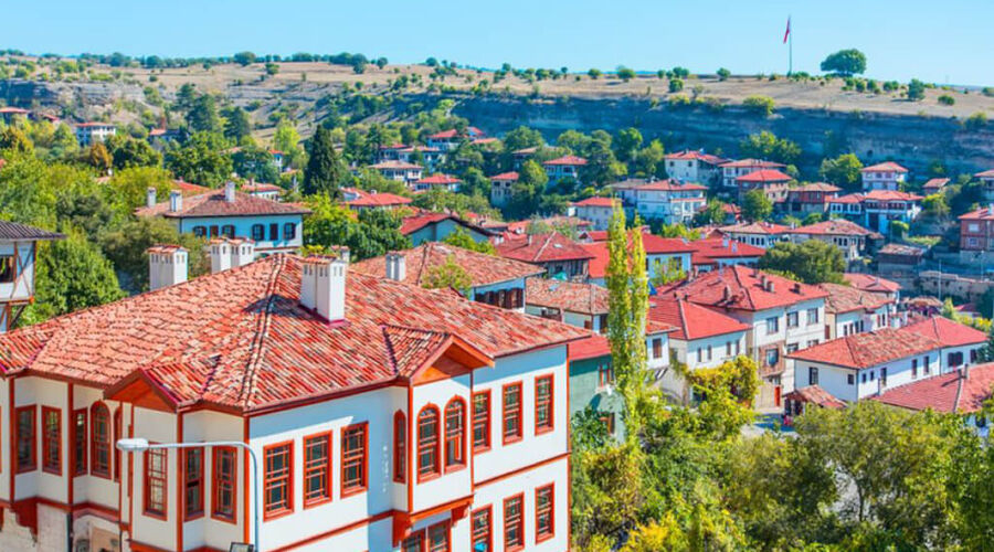Antalya Çıkışlı Abant Gölcük Yedigöller Safranbolu Amasra Turu