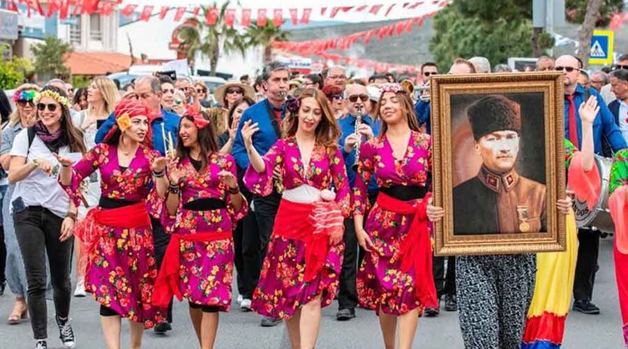 Alaçatı Ot Festivali