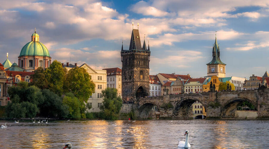 Berlin Dresden Prag Bratislava Budapeşte Viyana Turu