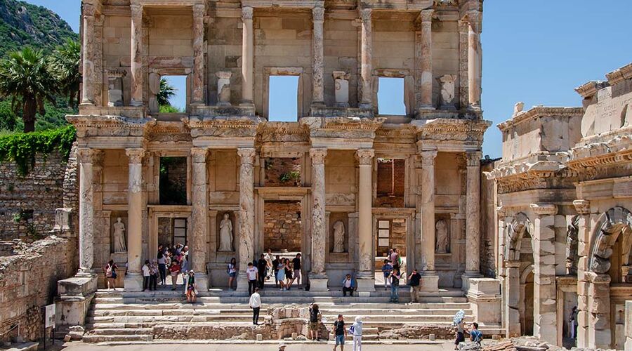 Karaburun Nergis Zamanı ve Domatia Rum Köyü, Karina Sahili