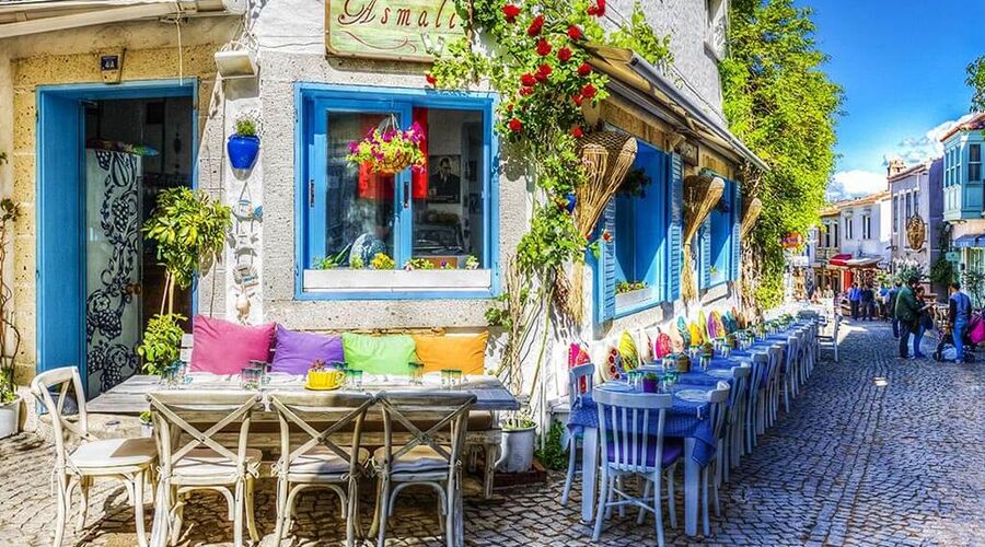 Karaburun Nergis Zamanı ve Domatia Rum Köyü, Karina Sahili